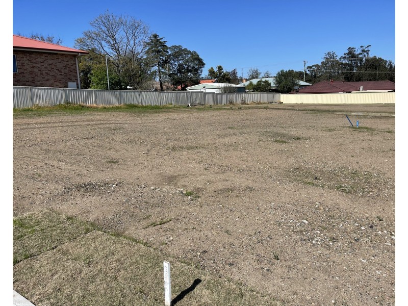 104 West Street, Greta NSW 2334