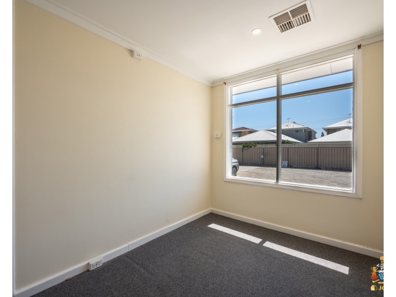 203 Wright Street, Cloverdale WA 6105