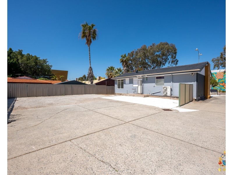 203 Wright Street, Cloverdale WA 6105