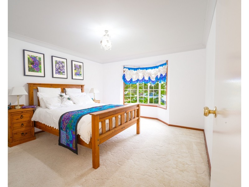 16 Sunny Waters Road, Kincumber NSW 2251