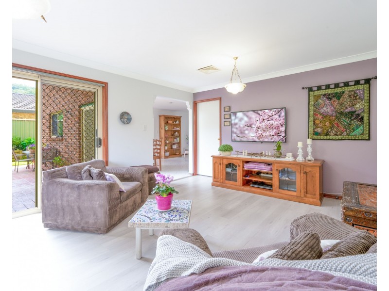 16 Sunny Waters Road, Kincumber NSW 2251
