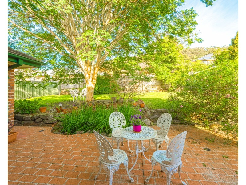 16 Sunny Waters Road, Kincumber NSW 2251