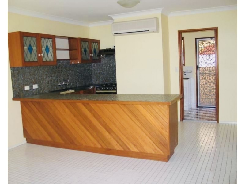 7/213 Scarborough Street, Southport QLD 4215