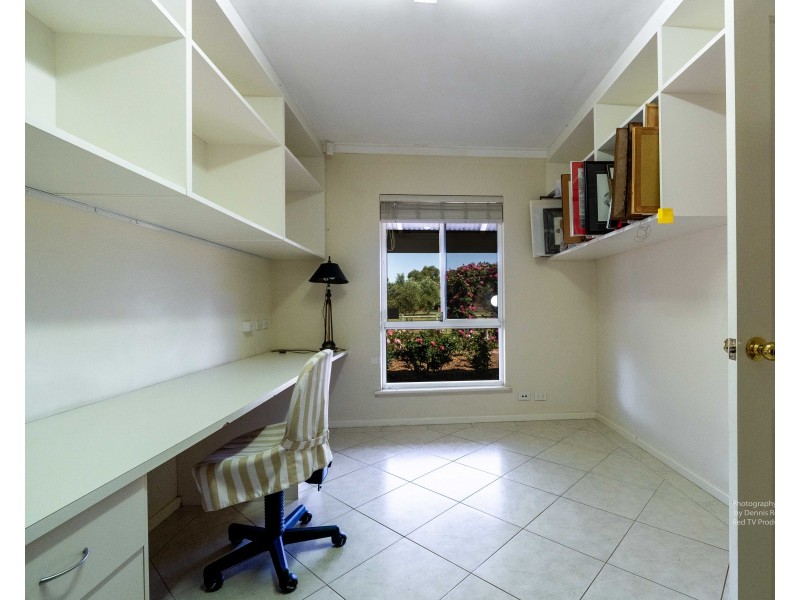 106 George Street, West Swan WA 6055