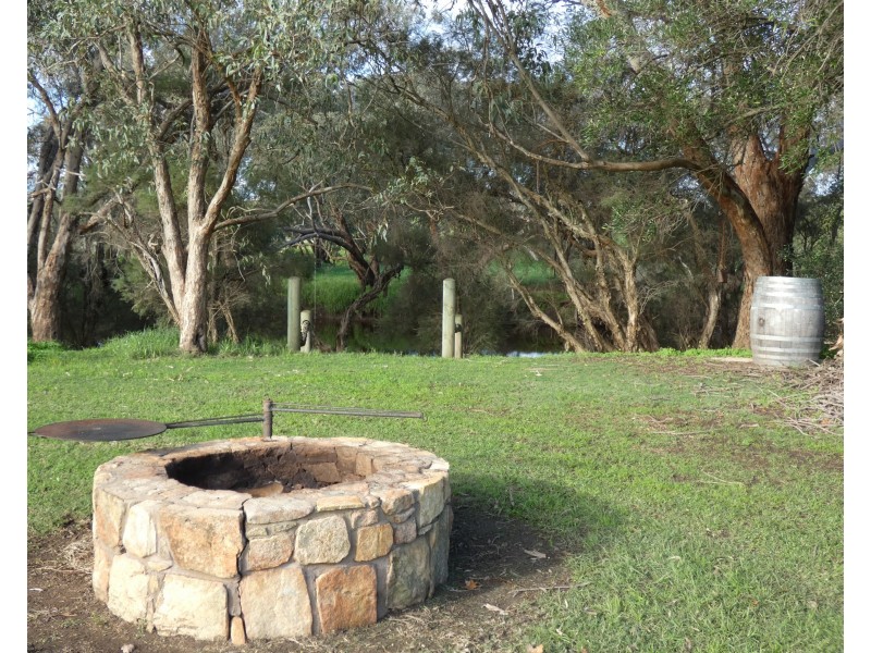 106 George Street, West Swan WA 6055