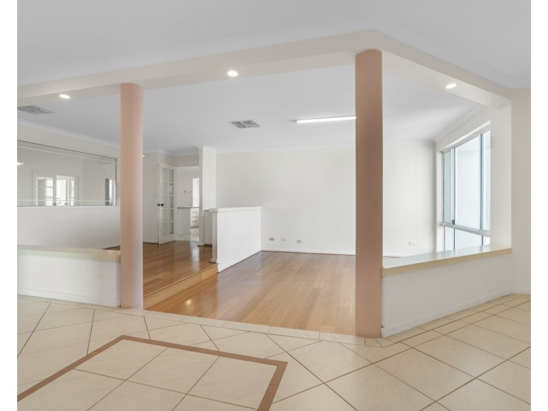 7 Trailridge Turn, Leeming WA 6149
