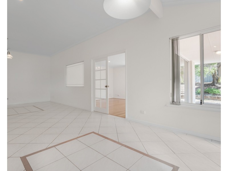 7 Trailridge Turn, Leeming WA 6149