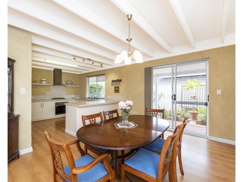 6 Sheffield Green, Greenfields WA 6210