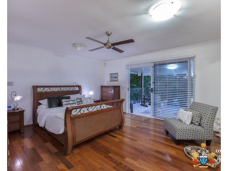 36-38 Buckingham Way, Elanora QLD 4221