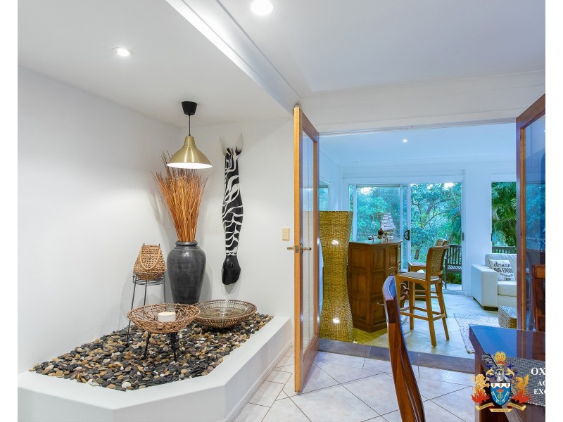 36-38 Buckingham Way, Elanora QLD 4221