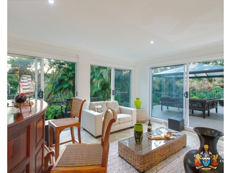 36-38 Buckingham Way, Elanora QLD 4221