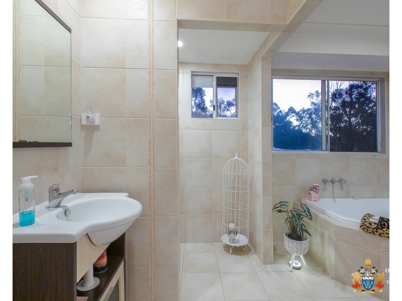 36-38 Buckingham Way, Elanora QLD 4221