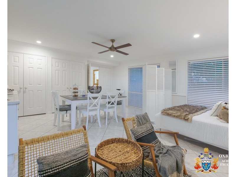 36-38 Buckingham Way, Elanora QLD 4221