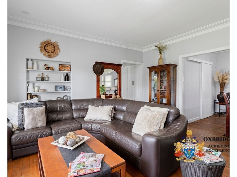 25 Sydney Street, Brassall QLD 4305