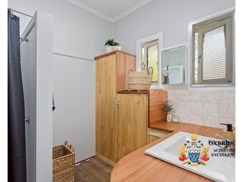 25 Sydney Street, Brassall QLD 4305