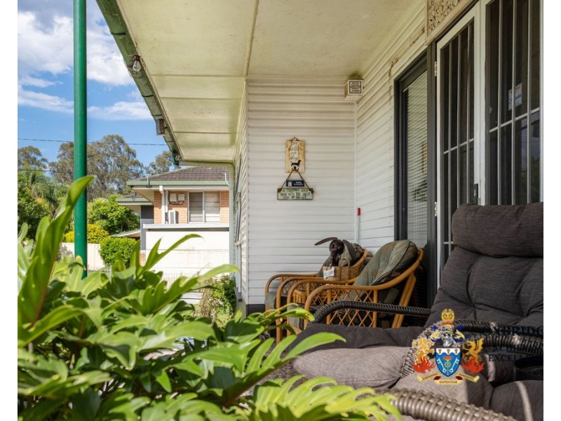 25 Sydney Street, Brassall QLD 4305