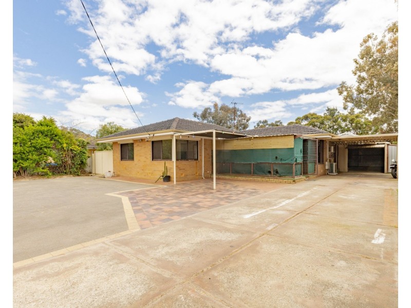 9 Kiama Road, Armadale WA 6112