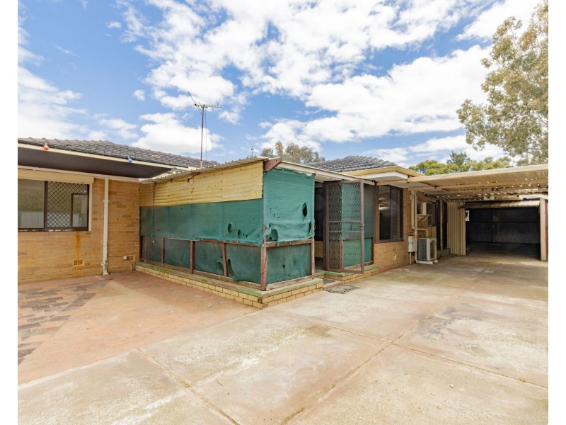 9 Kiama Road, Armadale WA 6112