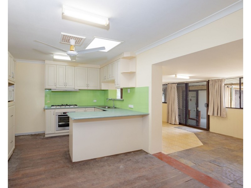 9 Kiama Road, Armadale WA 6112