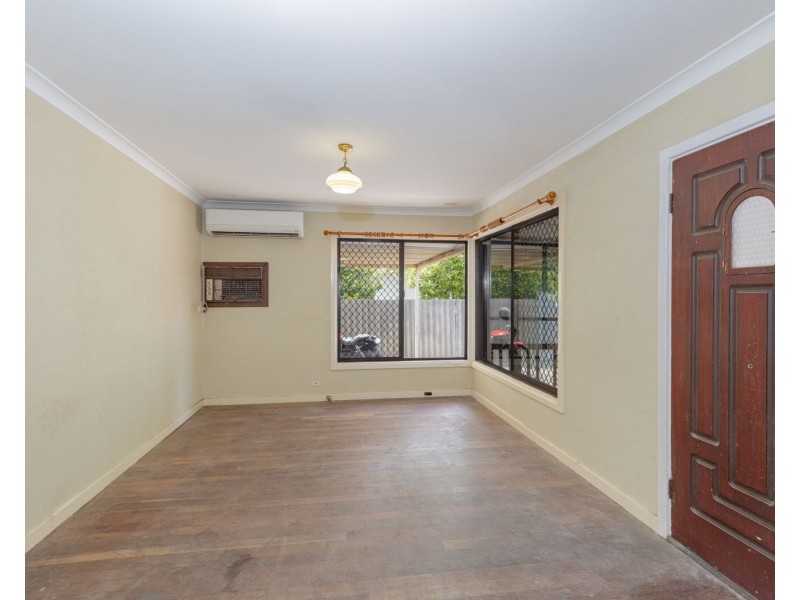 9 Kiama Road, Armadale WA 6112