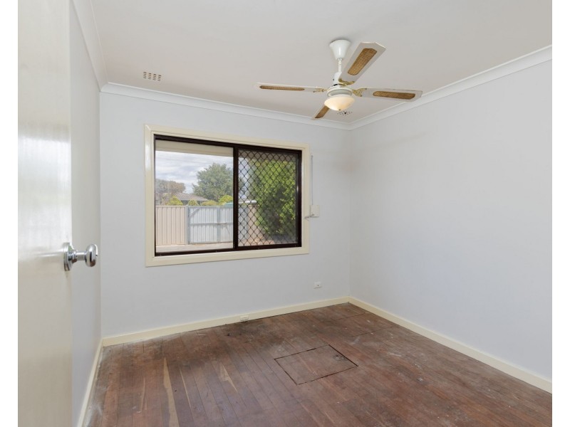 9 Kiama Road, Armadale WA 6112
