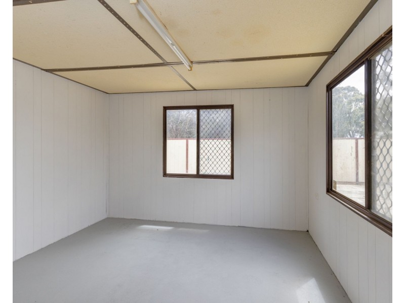 9 Kiama Road, Armadale WA 6112