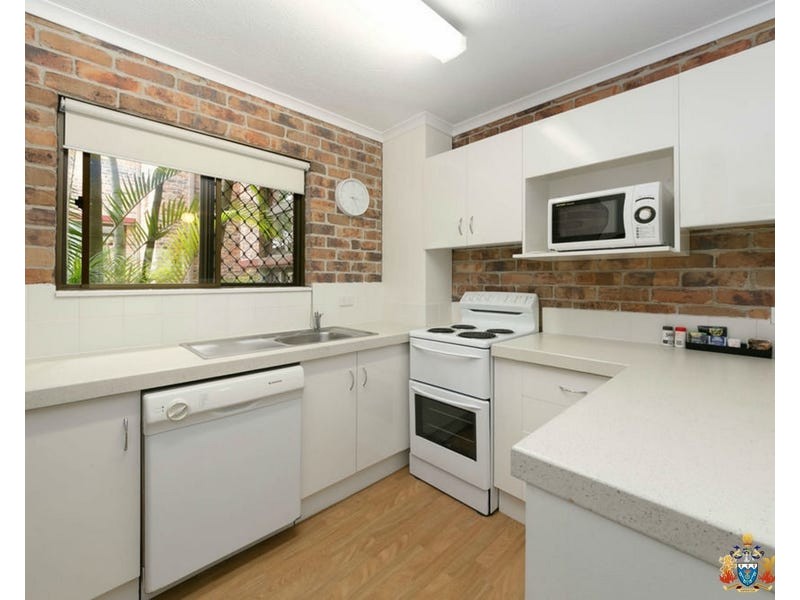 Room 2, 25/11 Ascog Terrace, Toowong QLD 4066