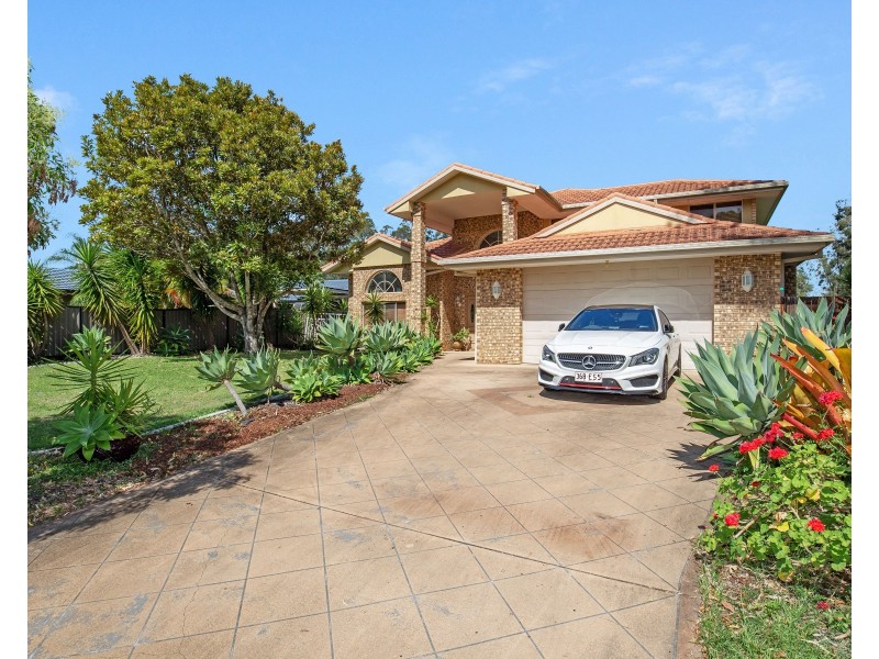 1 Cootharaba Drive, Helensvale QLD 4212