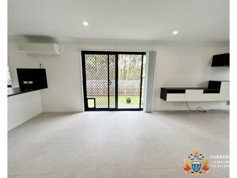 8 Conifer Avenue, Brassall QLD 4305