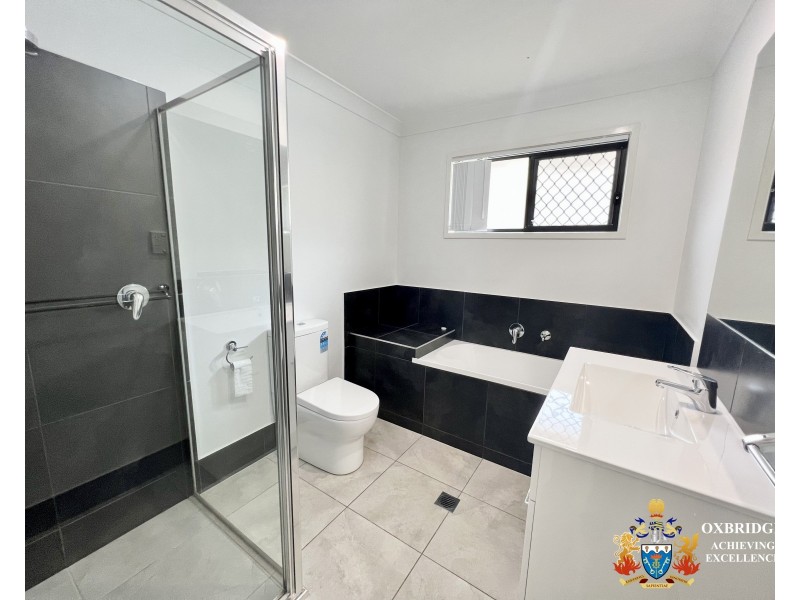 8 Conifer Avenue, Brassall QLD 4305