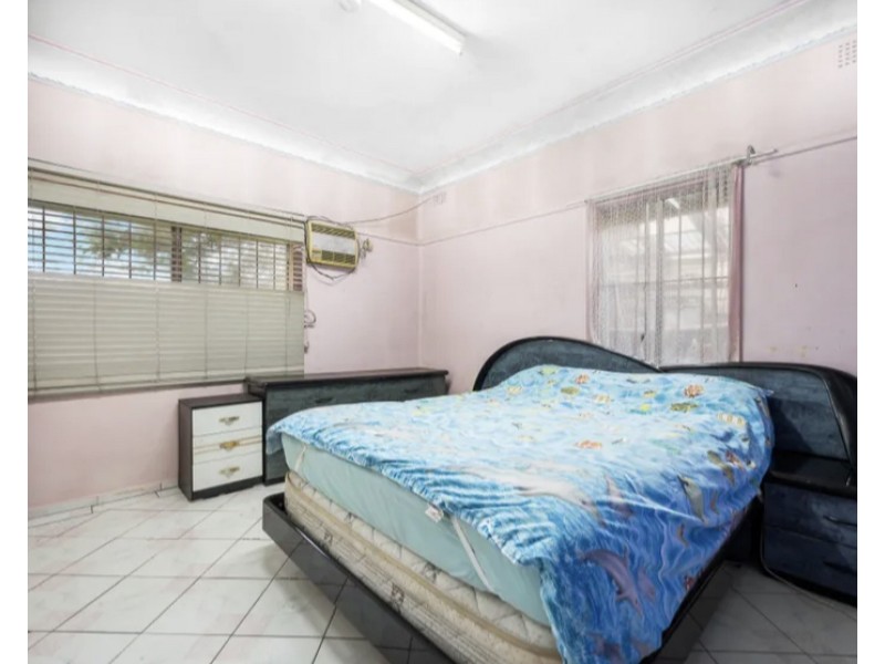 Fairfield East NSW 2165