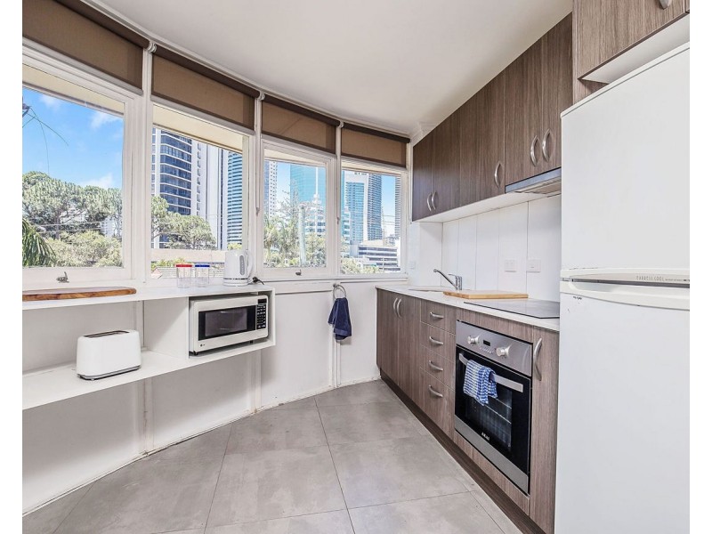 16/45 Watson Esplanade, Surfers Paradise QLD 4217