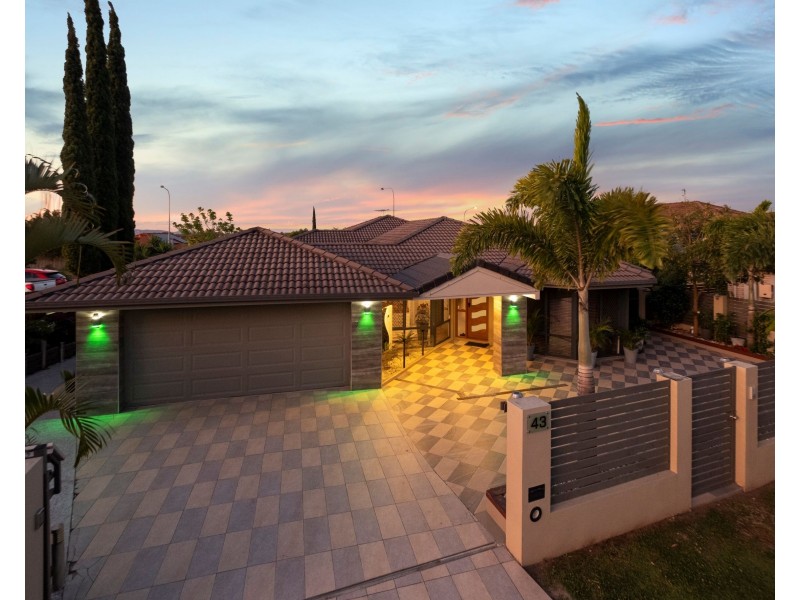 43 May Street, Parkinson QLD 4115
