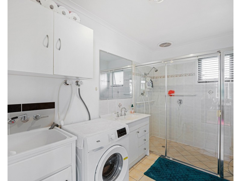 142/2 Melody Court, Warana QLD 4575