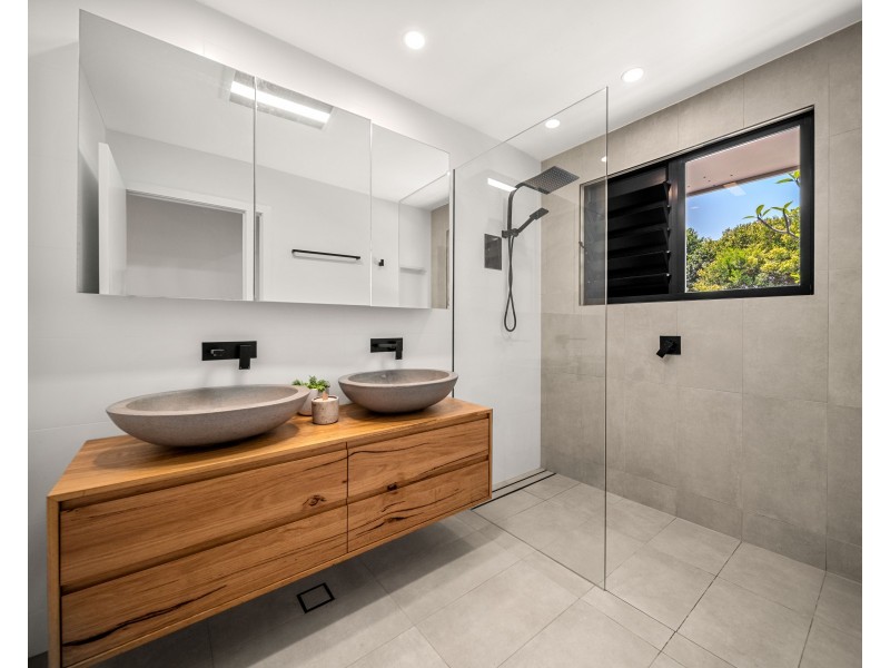 183 Cotlew Street, Ashmore QLD 4214