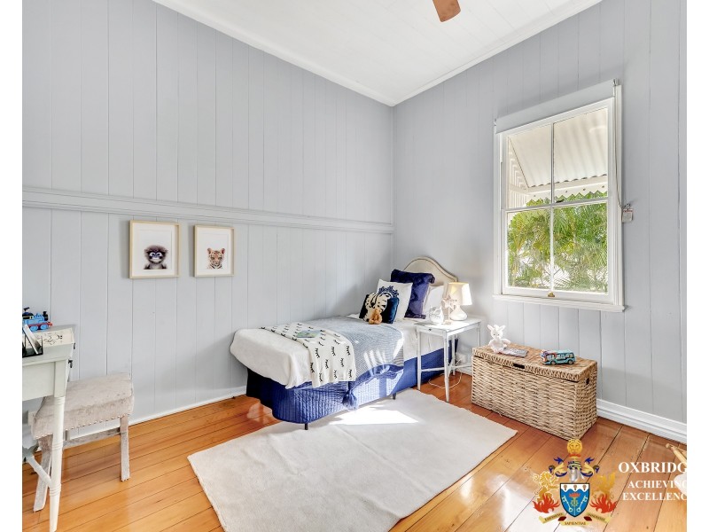 4 Birdwood Street, North Ipswich QLD 4305