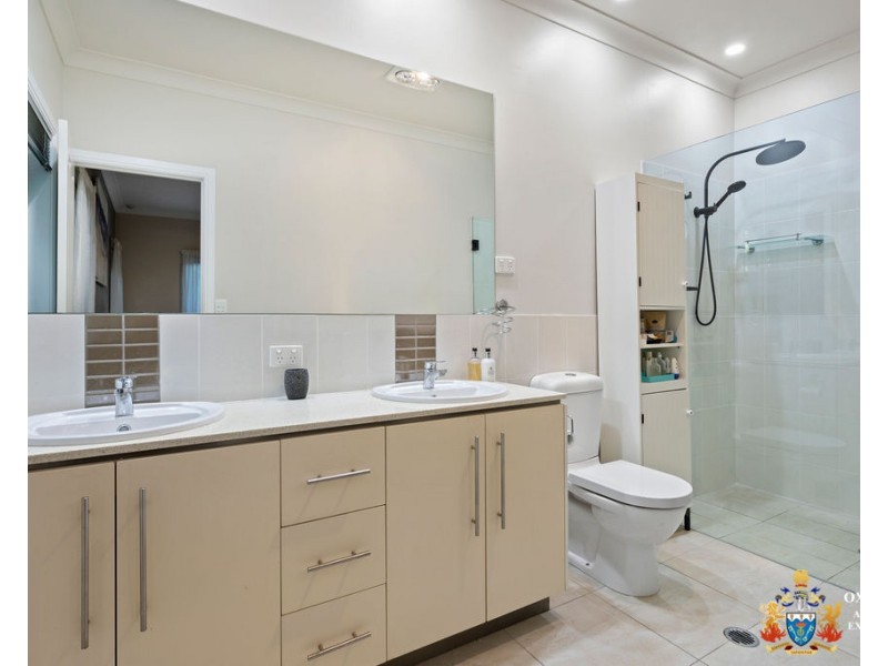 11 Conlan Court, Augustine Heights QLD 4300