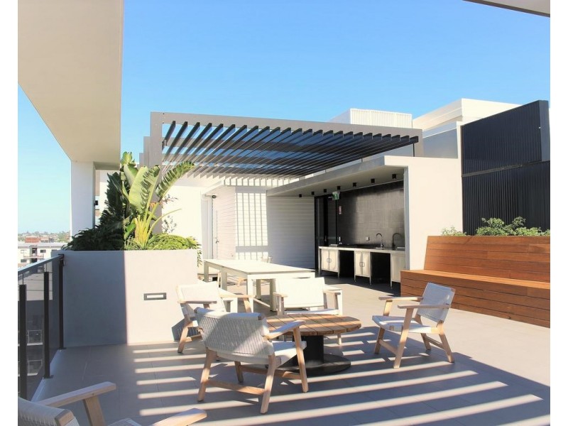 104/28 Wolseley Street, Woolloongabba QLD 4102