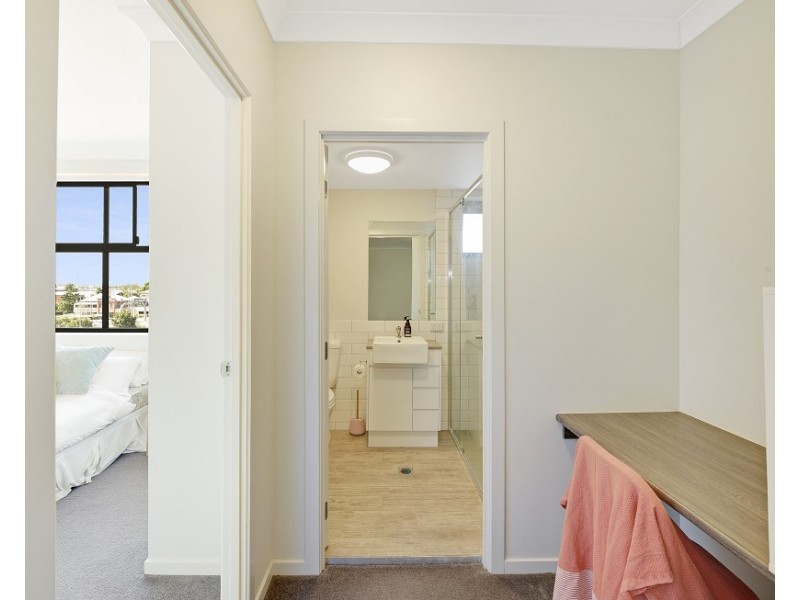 603/28 Wolseley Street, Woolloongabba QLD 4102