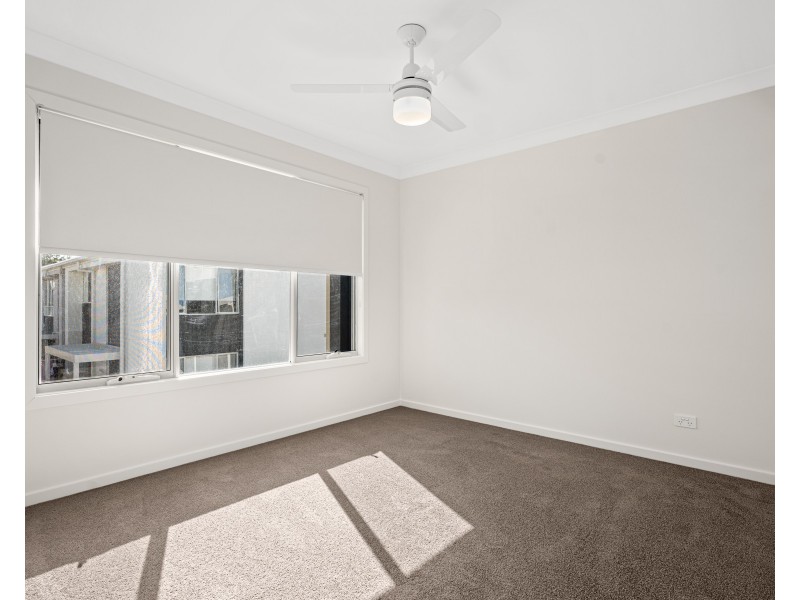 67/13 Angela Way, Pimpama QLD 4209