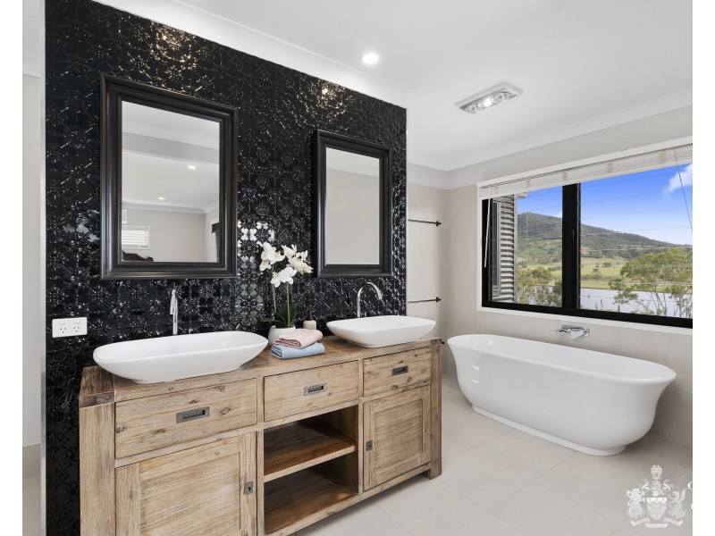 8 Alma Court, Villeneuve QLD 4514