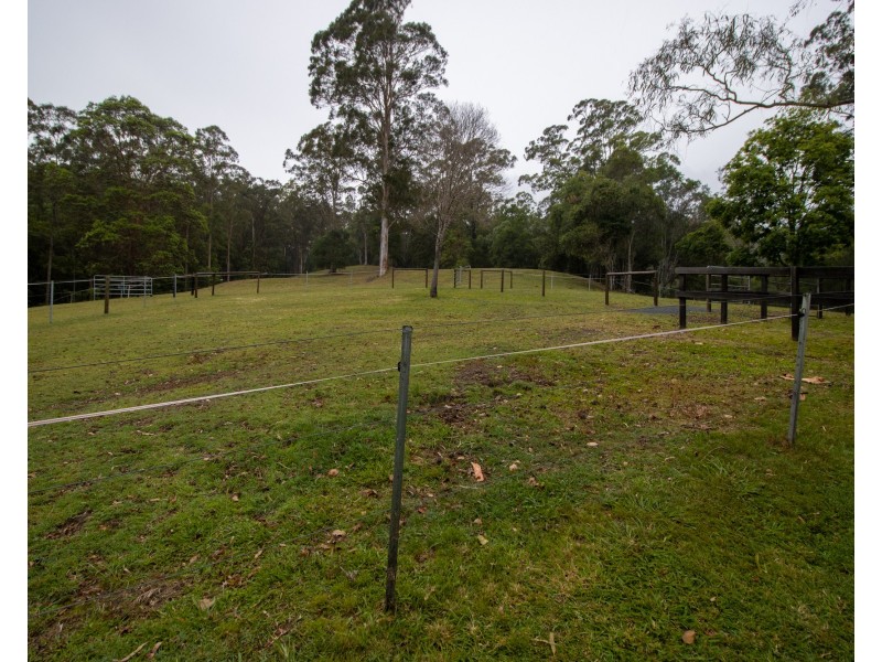 149 Whittings Road, Guanaba QLD 4210