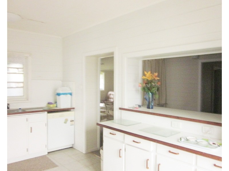 5 Powell Street, Bowen QLD 4805