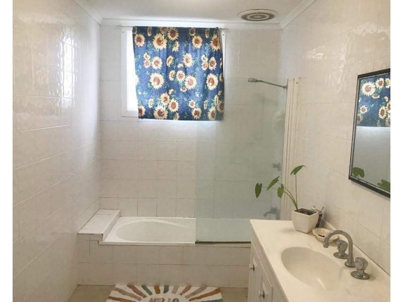 5 Powell Street, Bowen QLD 4805