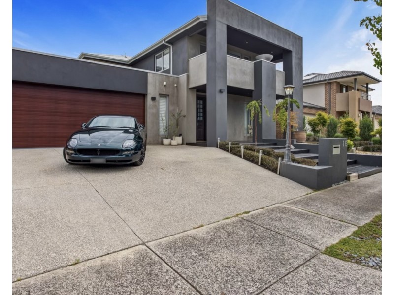 16 Sandy Avenue, Point Cook VIC 3030