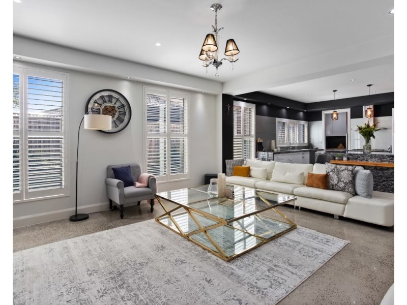 16 Sandy Avenue, Point Cook VIC 3030