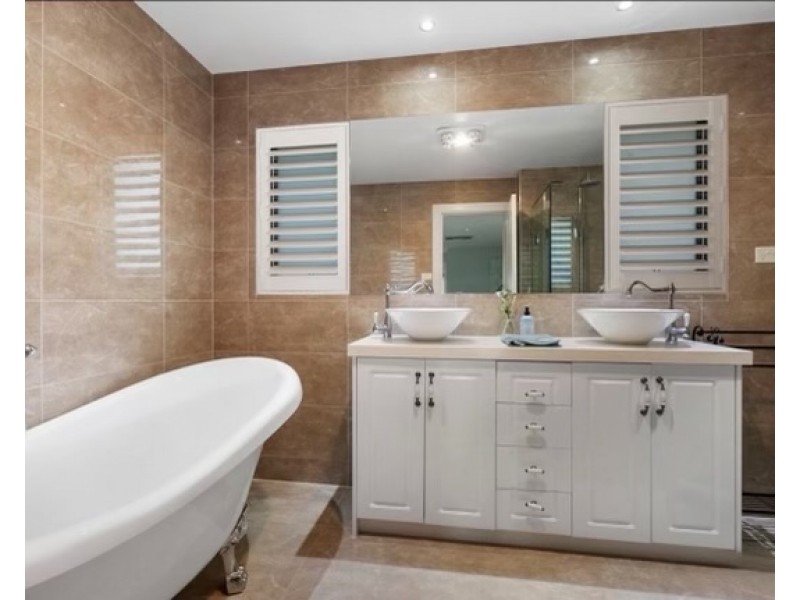 16 Sandy Avenue, Point Cook VIC 3030