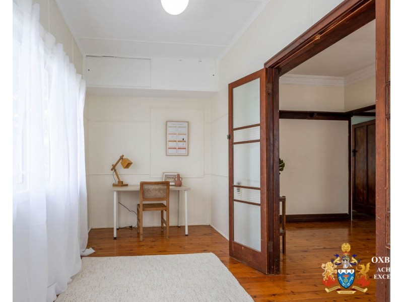 11 Gibbon Street, East Ipswich QLD 4305