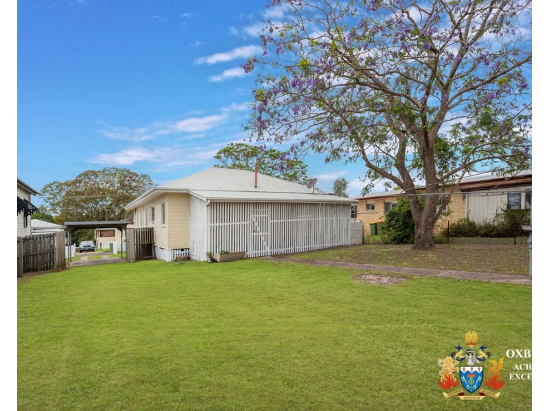 11 Gibbon Street, East Ipswich QLD 4305