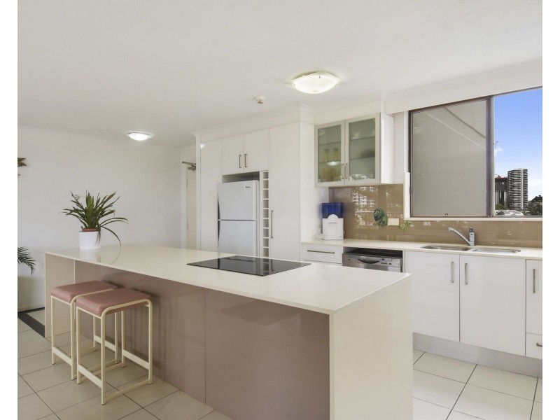 21/22 Armrick Avenue, Broadbeach QLD 4218